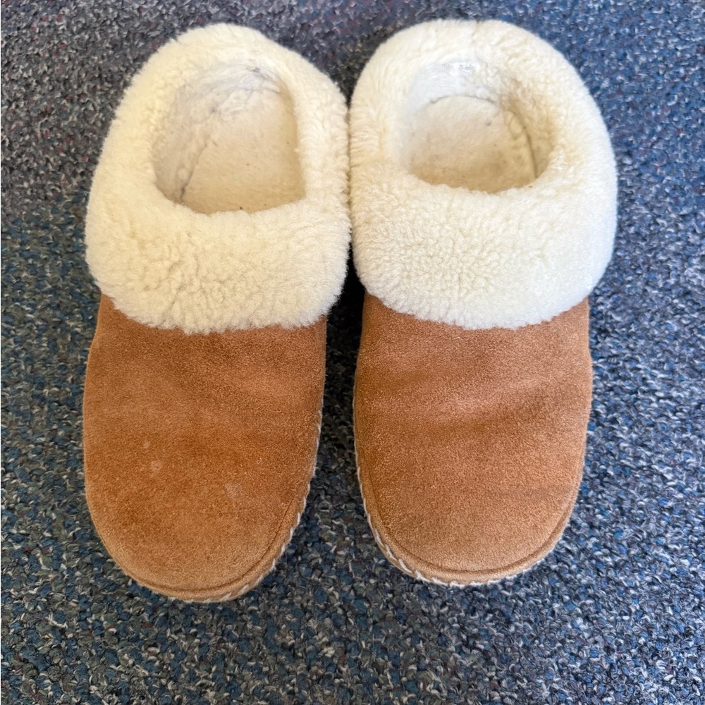 L.L. Bean Chestnut Brown Suede Shearling-Lined Slippers with Cream Cuff